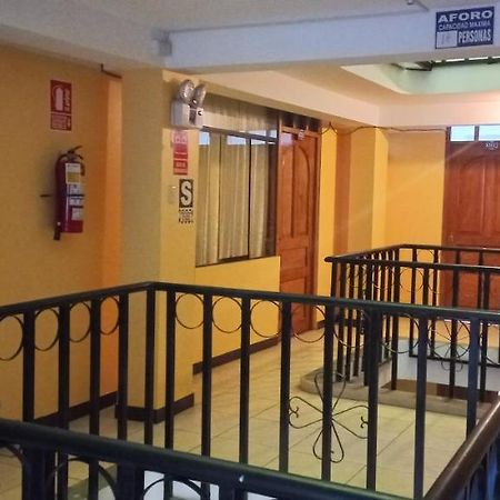 Hospedaje Santa Cruz II Sicuani Bagian luar foto